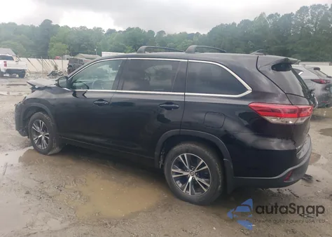 2018 Toyota Highlander Le from USA, damaged, VIN 5TDBZRFH7JS852053